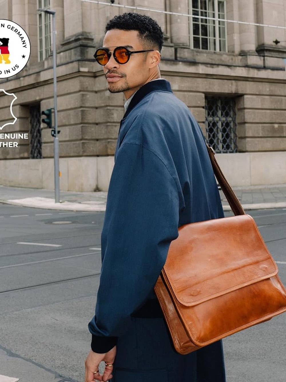 Men's Vin Leather Berliner  Messenger Bag in Cognac Brown - Classic Urban Carry